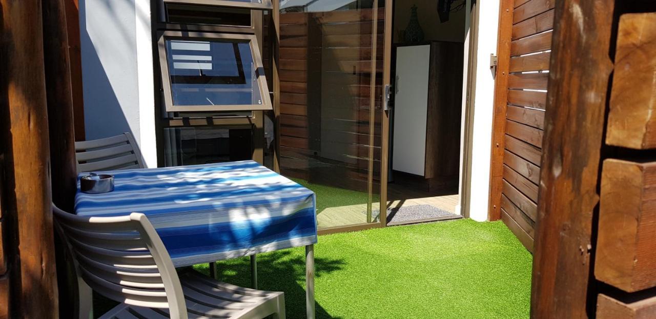 The Hillcrest Guesthouse East London Exteriör bild